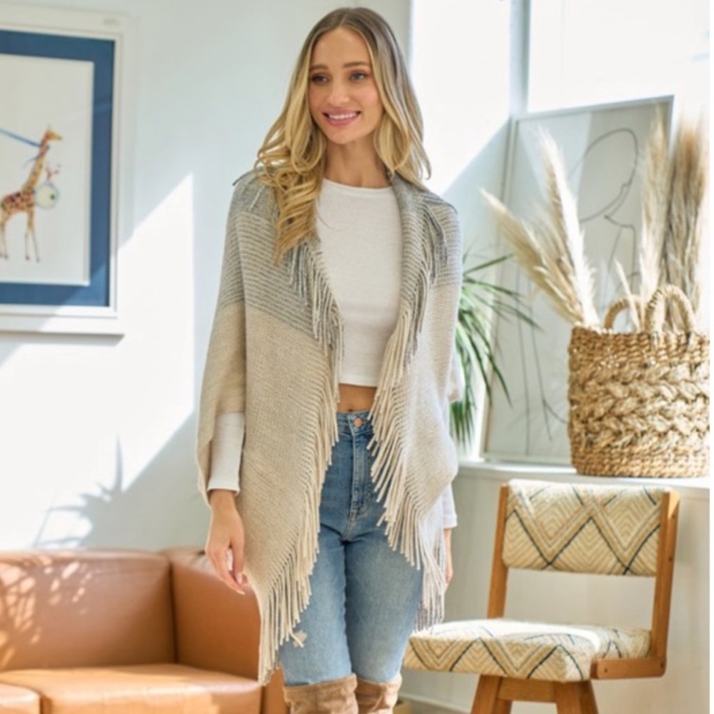 NWT Anthropologie Fringed Shawl Blanket Wrap Poncho Western Boho Cardigan